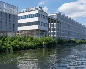 csm_Berlin_Campus_am_Fluss_6304454d0e